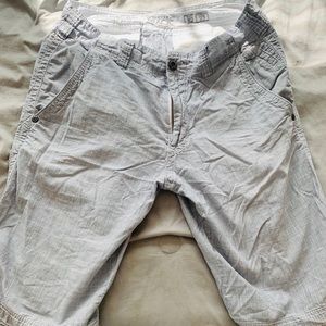Gray Buckle Black Shorts